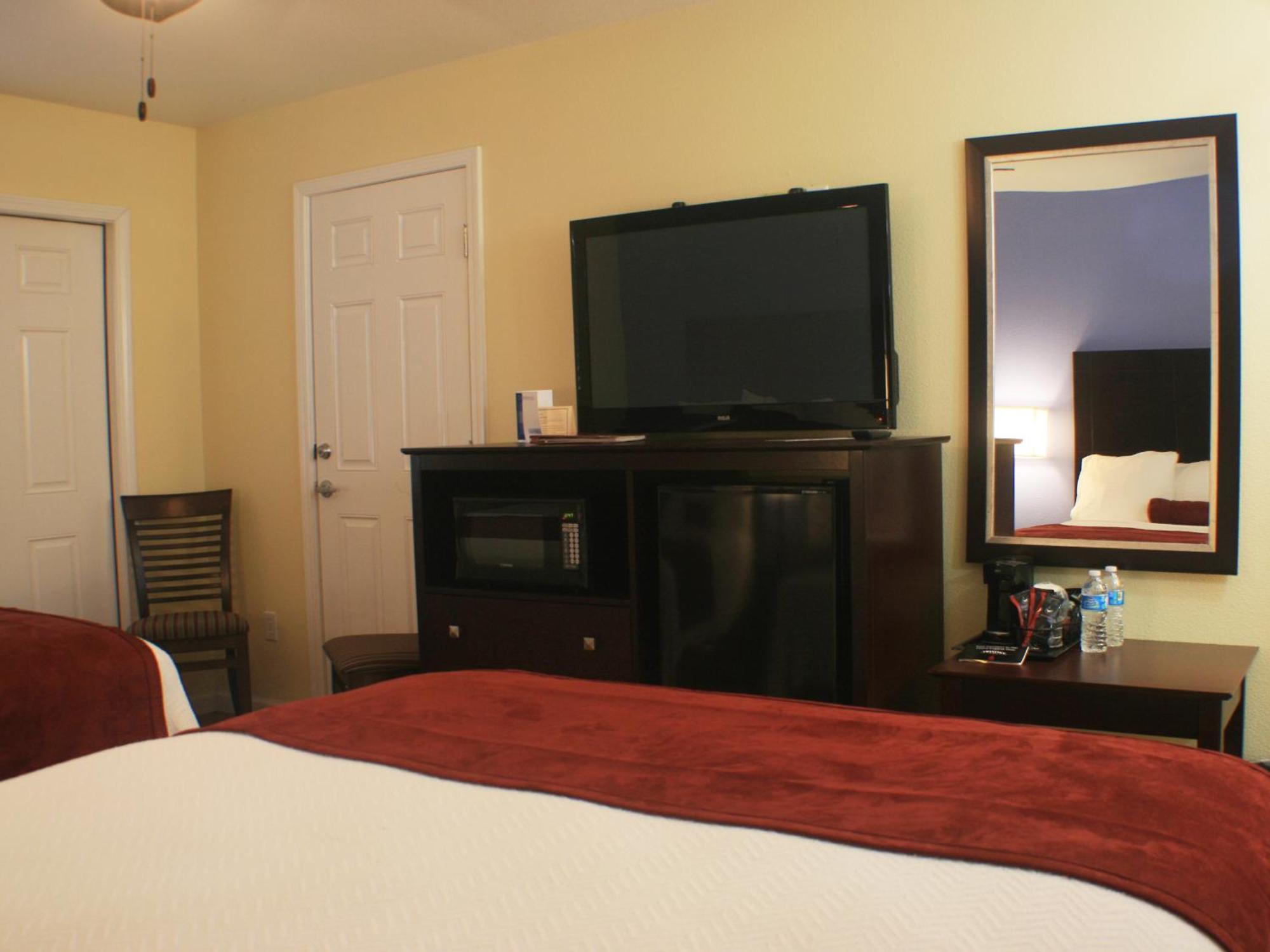 Ocean Village Hotel Surfside Beach Bagian luar foto