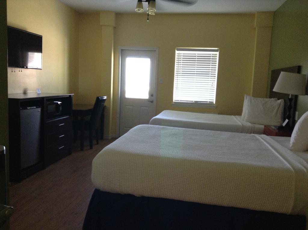 Ocean Village Hotel Surfside Beach Bagian luar foto