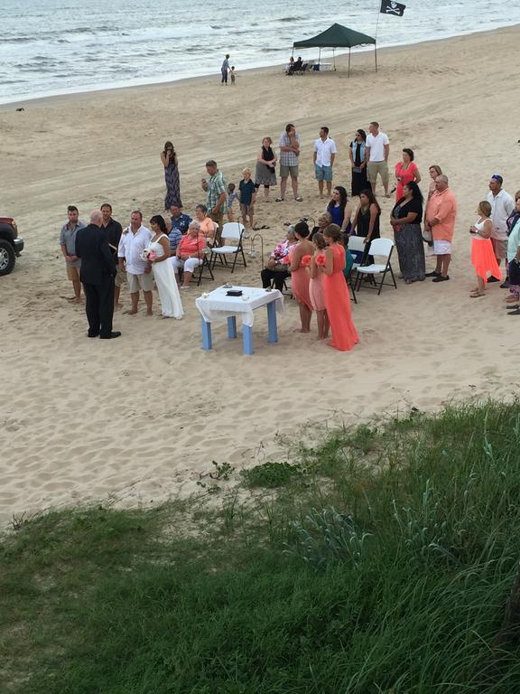 Ocean Village Hotel Surfside Beach Bagian luar foto
