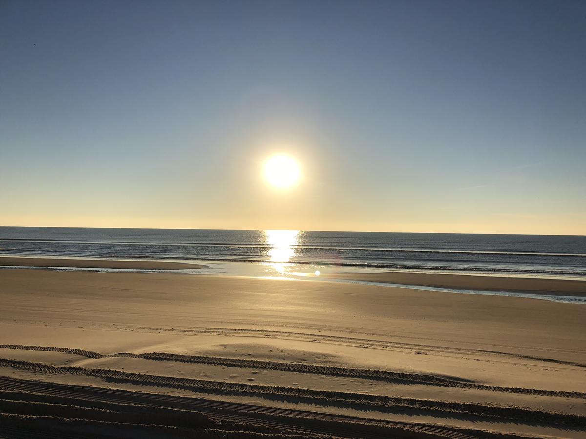 Ocean Village Hotel Surfside Beach Bagian luar foto